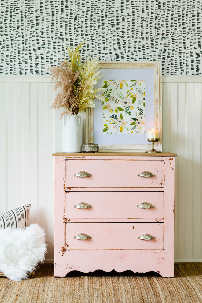 light pink painted dresser Delightful pink painted dresser ideas for home decor